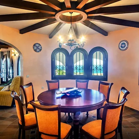 Ref. 65 El Capricho Del Abuelo Holiday home *